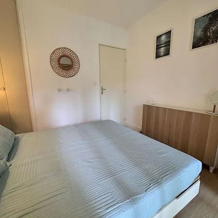 Renove Calme Avec Acces A Pied - 6 Pers. - Fr-1-845-2 * Санари-сюр-Мер